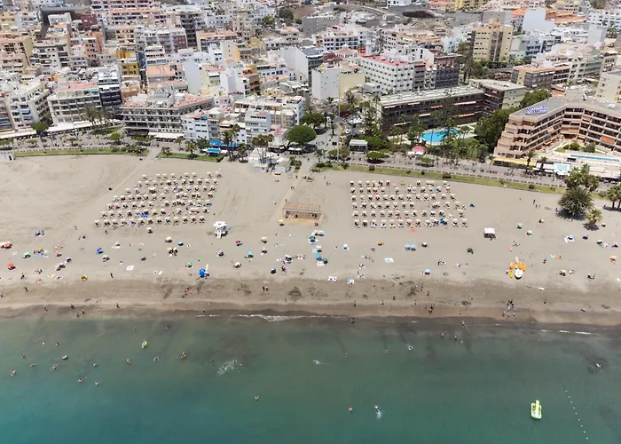 Apartamento New Center Cristianos *